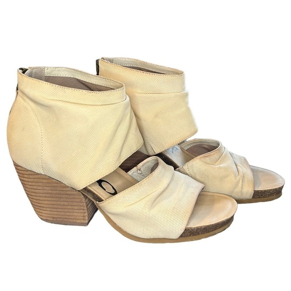 OTBT Patchouli Sandals Women’s Ivory Heeled Boho Open Toe Shies Size-10 EUC - Picture 1 of 6